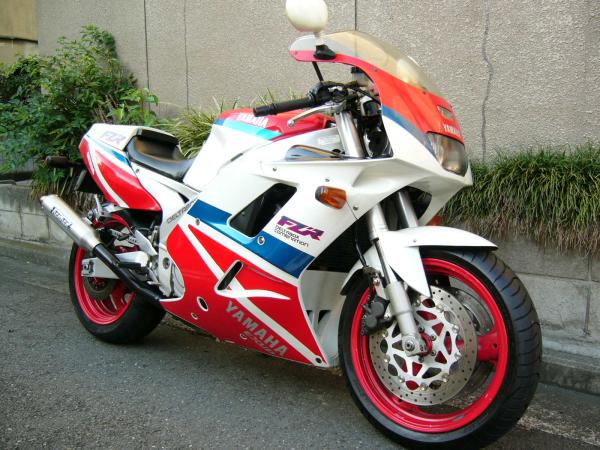93 ＹＡＭＡＨＡ　ＦＺＲ１０００