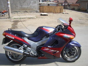 出售ZZR1100