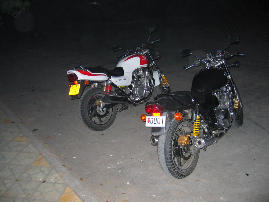 欧版西风750VS欧版CB750