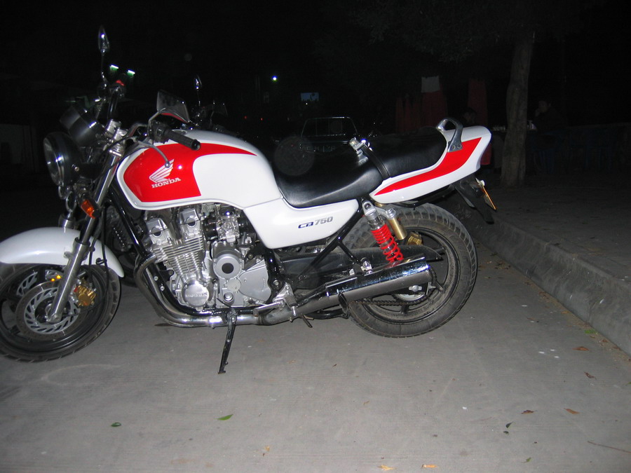 欧版西风750VS欧版CB750
