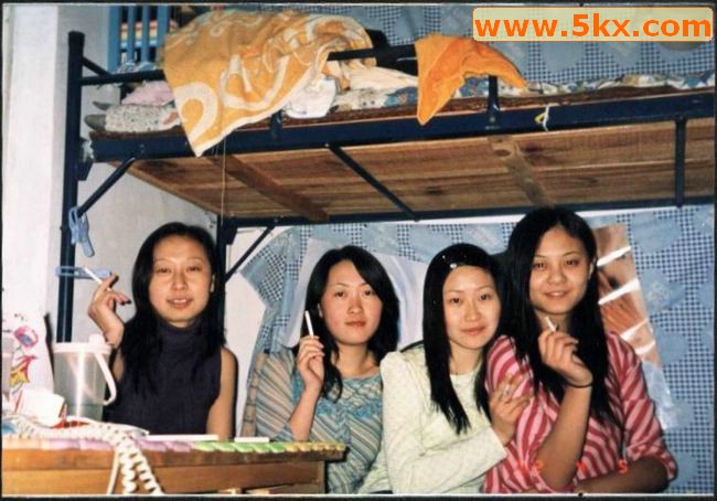 大学生超级搞笑图片