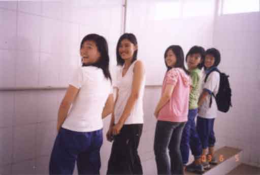 大学生超级搞笑图片