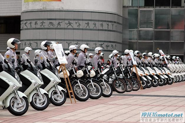 台北  警车巡礼!