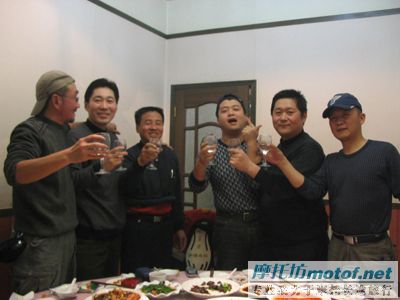新的一年开始了希望大家合和气气－－看看我的搞笑专辑