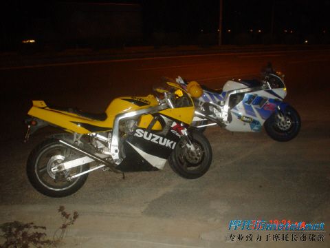 我太多车了卖一台gsx1100R看能卖多少钱车友们给个价,合我心里价就卖，，，！