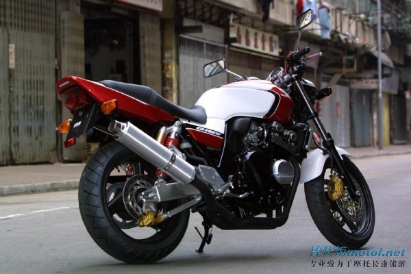 HONDA - CB400SF VTEC II