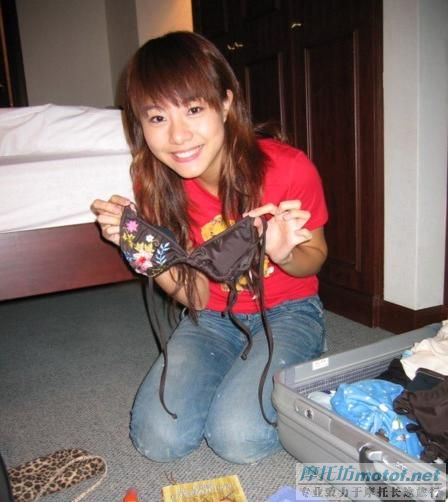 妓女和女朋友的分別...........