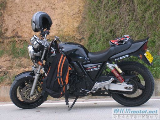 出手2手二奶(95黑寡妇CB400样子漂亮内力十足,上床(船)首选)