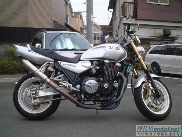 XJR1300  多补品