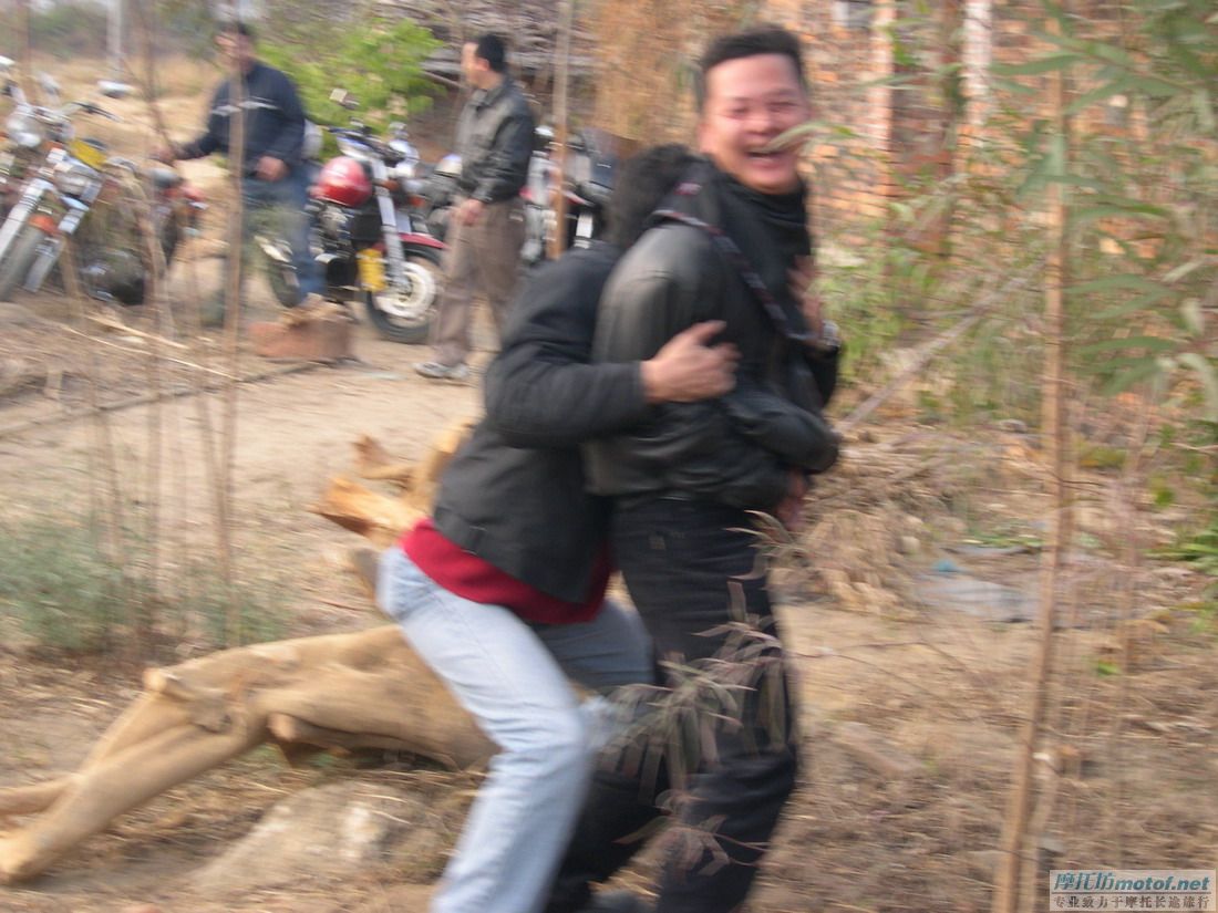 齐齐坐，摘果果！