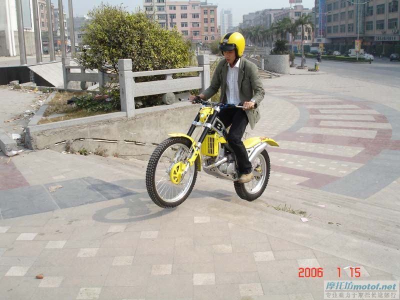 小玩慢爬.