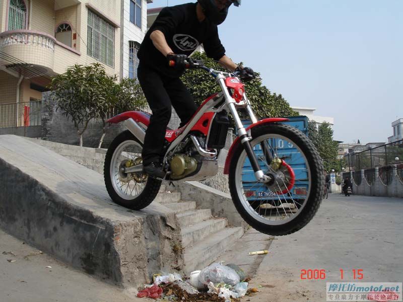 小玩慢爬.