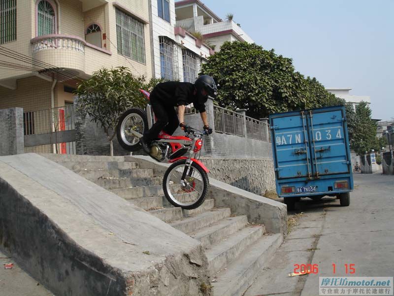 小玩慢爬.