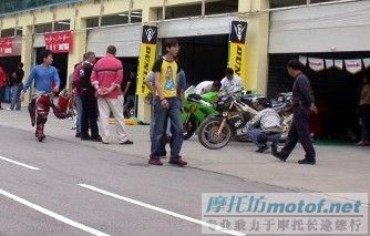 建议MOTOF举办自带车公路赛