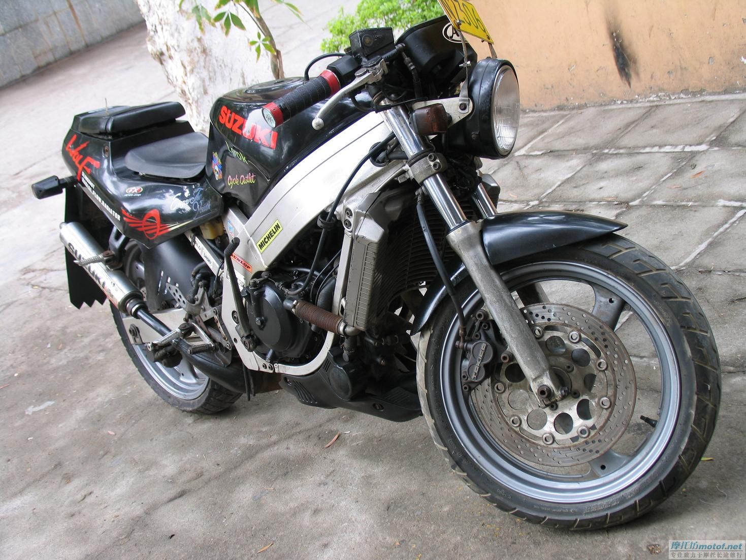 广州5500出售 SUZUKI WOLF250二冲街车