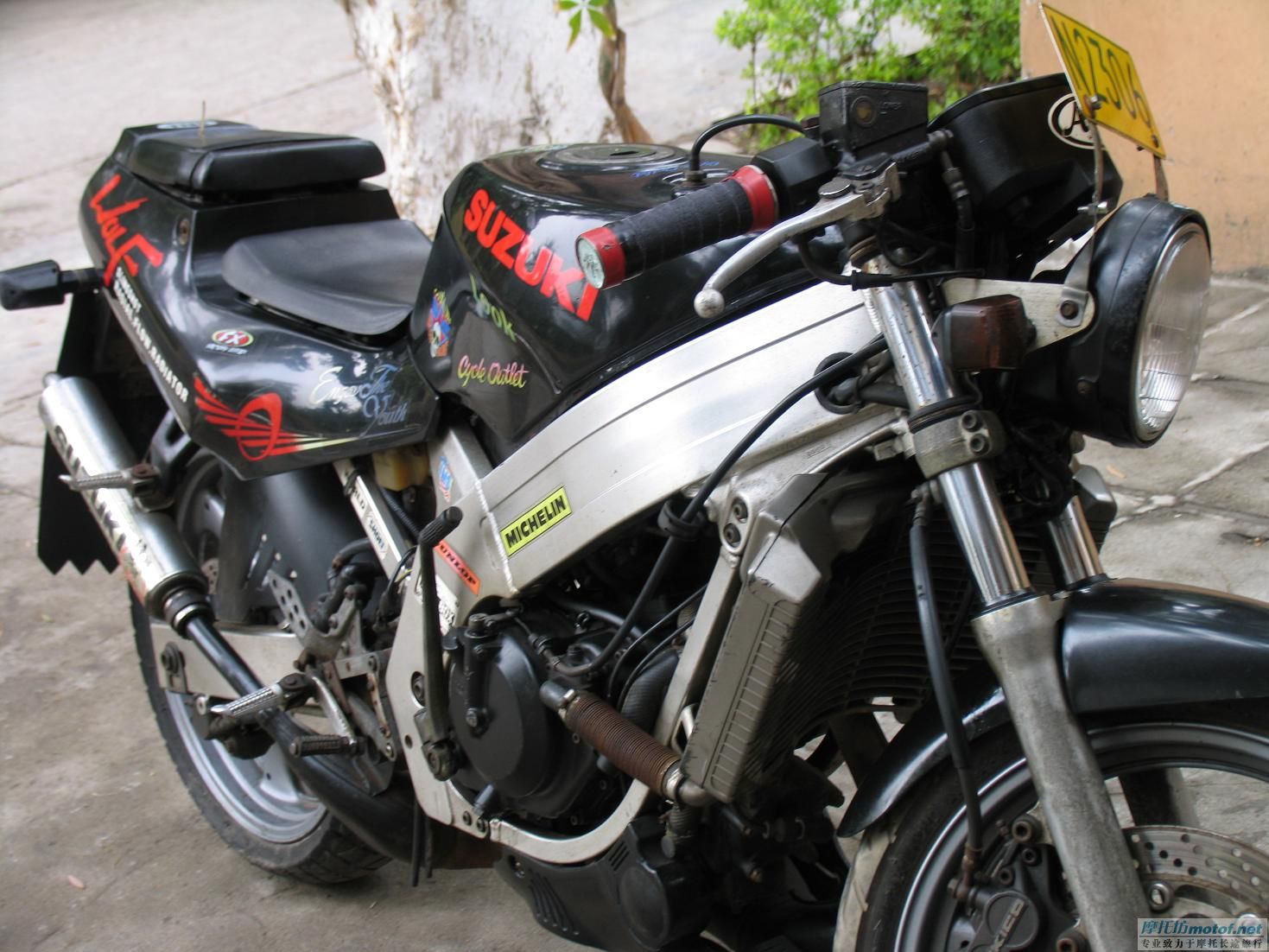 广州5500出售 SUZUKI WOLF250二冲街车