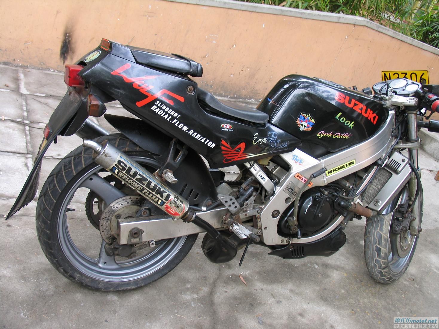 广州5500出售 SUZUKI WOLF250二冲街车