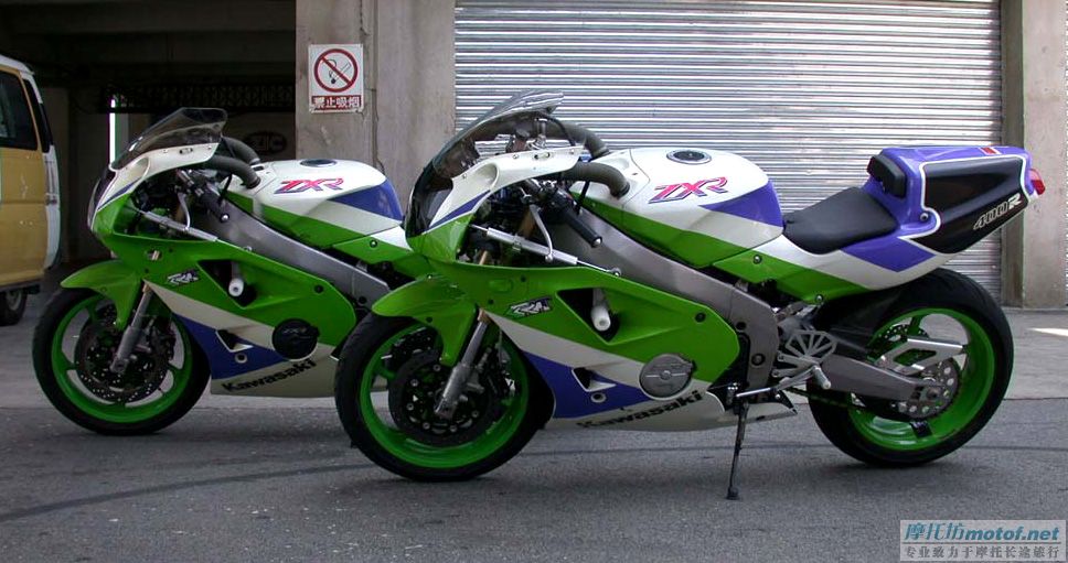 川骑ＺＸＲ４００！
