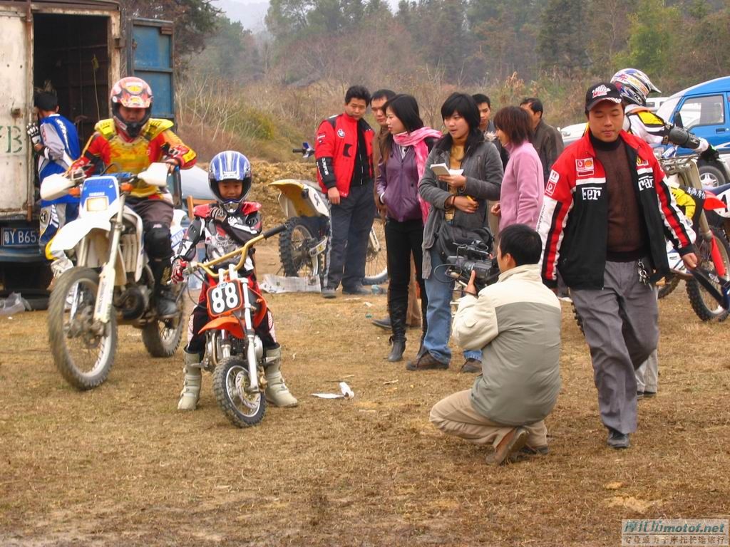 今天我们的训练基地开业了~~精彩赛事不容错过