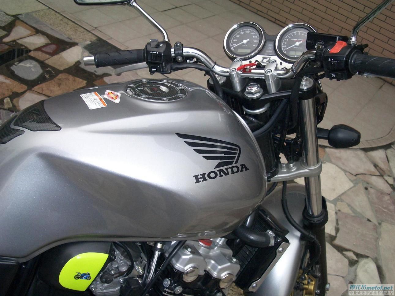 我个新老婆－－ＣＢ－４００ＶＴＥＧ－３