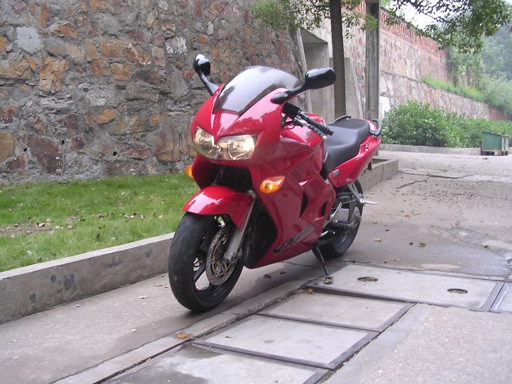 湖南岳阳  26800很实在的VFR800