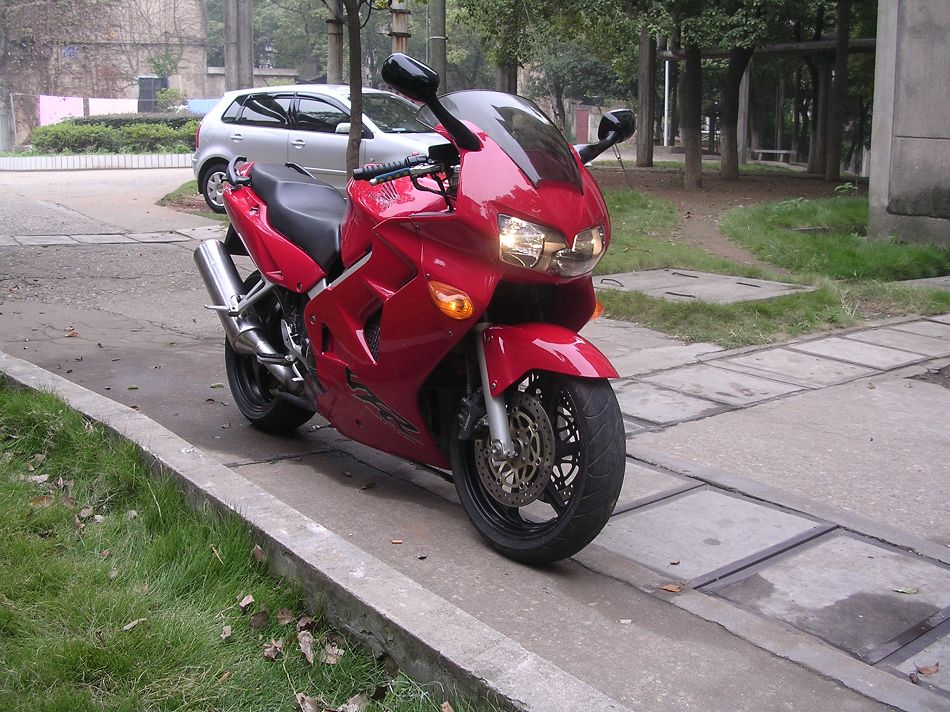 湖南岳阳  26800很实在的VFR800