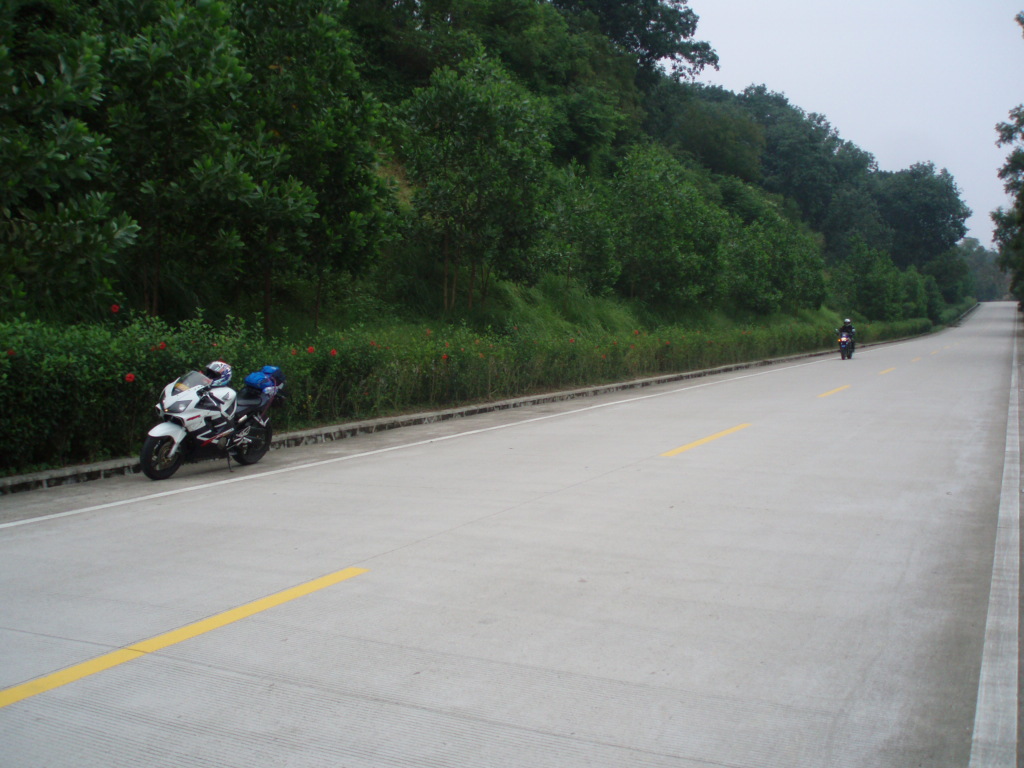为了山路跑海南