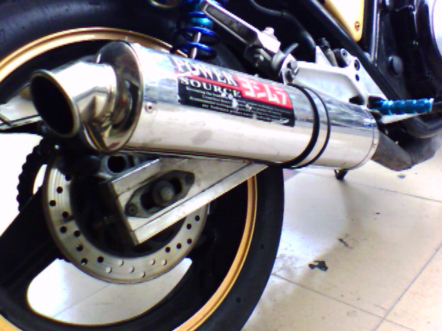 广东开平8300元出售CB400一台(大图来了)