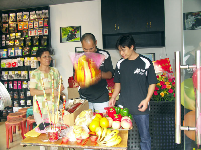 [公告][广州动力车行]乔迁罗冲围中华摩配城，10月14日新店开张！