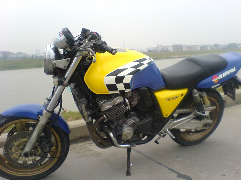 佛山出售94CB400。。。。。。。。