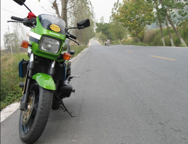ZRX国庆单骑山路102公里...