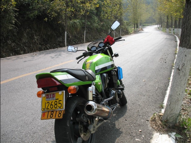 ZRX国庆单骑山路102公里...
