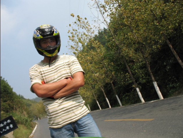 ZRX国庆单骑山路102公里...