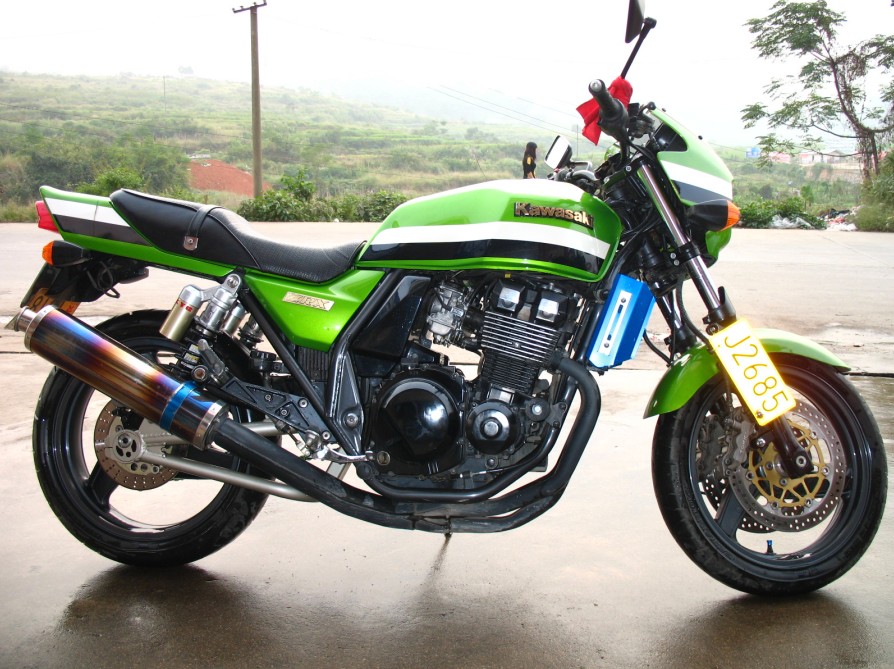 ZRX国庆单骑山路102公里...