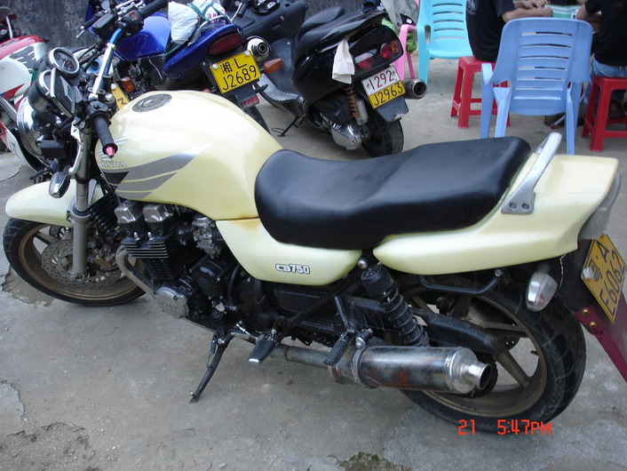 转让精神97CB750一台，详细图片，车在广州