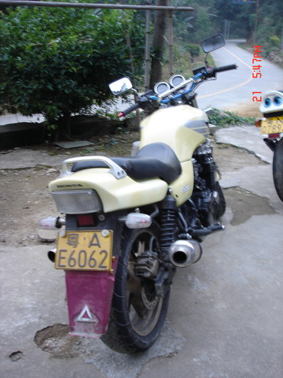 转让精神97CB750一台，详细图片，车在广州