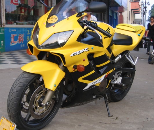 [原创]湖南 郴州出售 02 欧版 CBR600F4I