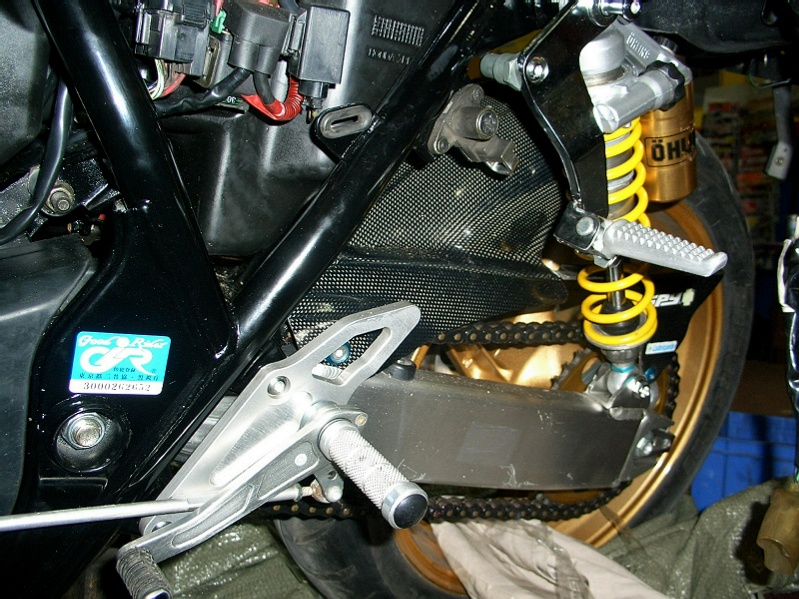 茂名地区出售精神靓仔CB400VTEC1，价格25000，有真牌，多处改装