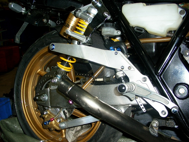 茂名地区出售精神靓仔CB400VTEC1，价格25000，有真牌，多处改装