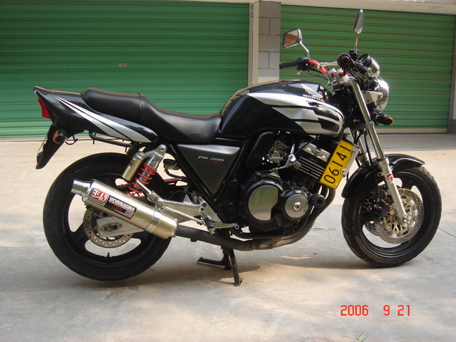 湖北仙桃市8500元出售真牌CB400！