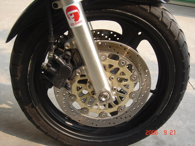 湖北仙桃市8500元出售真牌CB400！