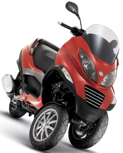 双前锋三轮绵羊面世2006 Piaggio MP3 Quasar 250ie