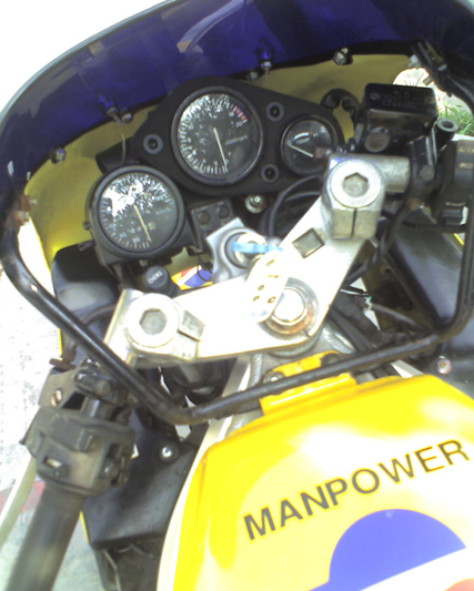 广州海珠转 本田HONDA、CBR19期，以换22期发动机