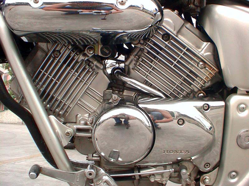 [推荐]新塘地区出售magna250、警版750、军版750、比亚乔125、GASGAS高赛