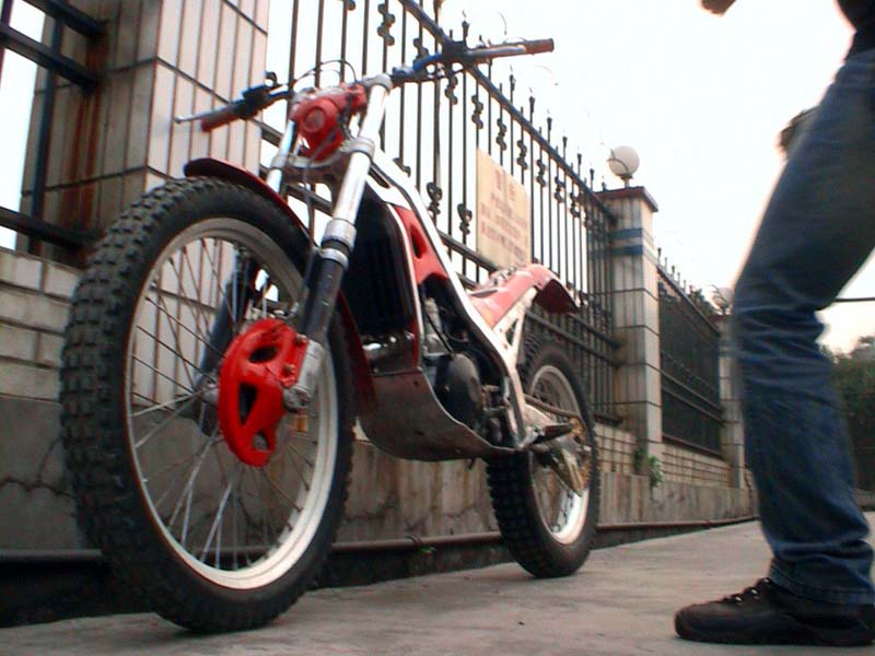 [推荐]新塘地区出售magna250、警版750、军版750、比亚乔125、GASGAS高赛