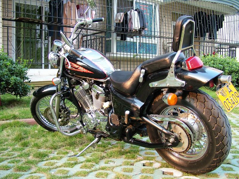 03款STEED400值多少米