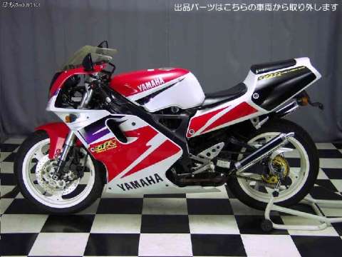雅马哈 TZR V2