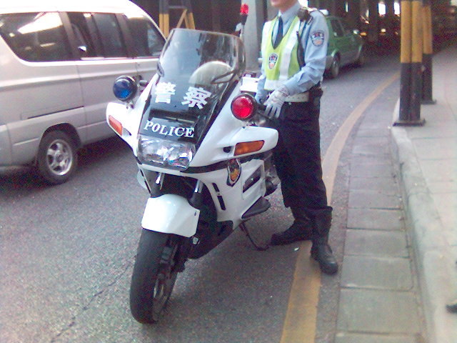 [贴图]广州交警啊