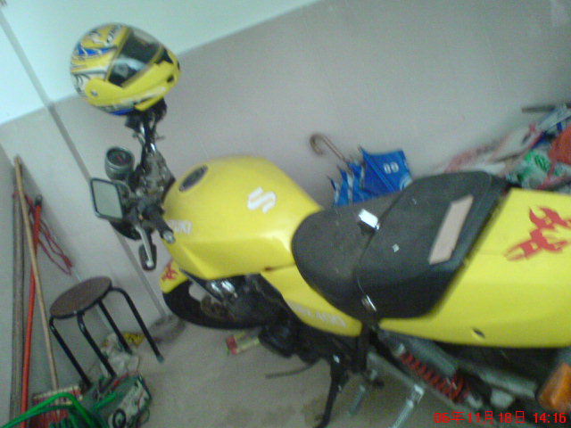 东莞出售ＳＵＺＵＫＩ４００街车和爬鸡