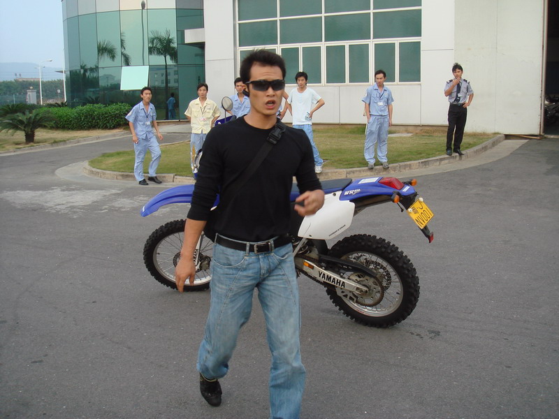 ↑↑↑↑↑感受江门大冶摩托特技队↑↑↑↑